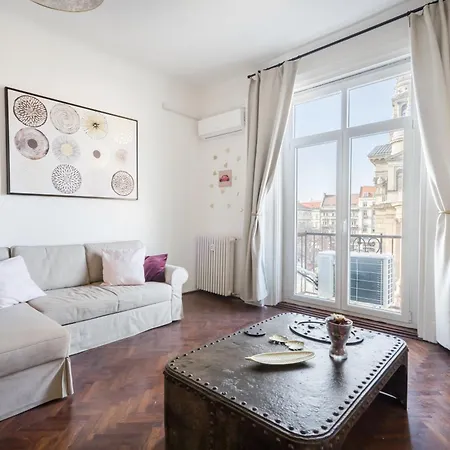 Basilika Breathless View One Bedroom Free Parking Upon Reservation Lägenhet Budapest