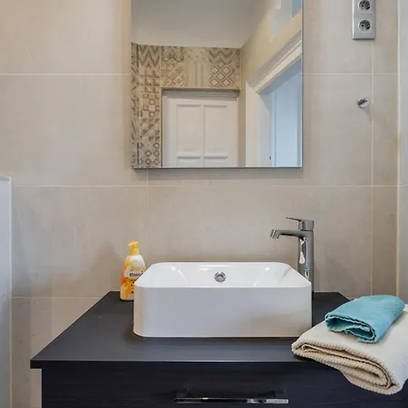 Basilika Breathless View One Bedroom Free Parking Upon Reservation
