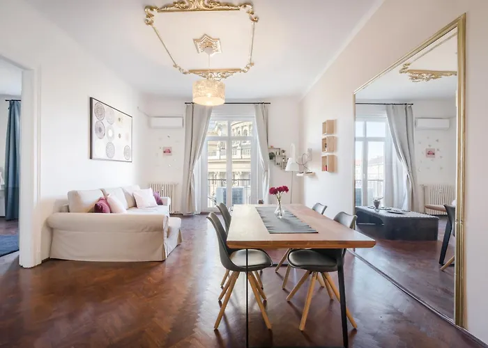 Basilika Breathless View One Bedroom Free Parking Upon Reservation Lägenhet